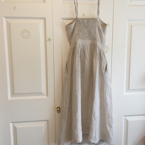 Wilfred Aritzia Adelia buttoned linen dress with front tie knot - Picture 2 of 6